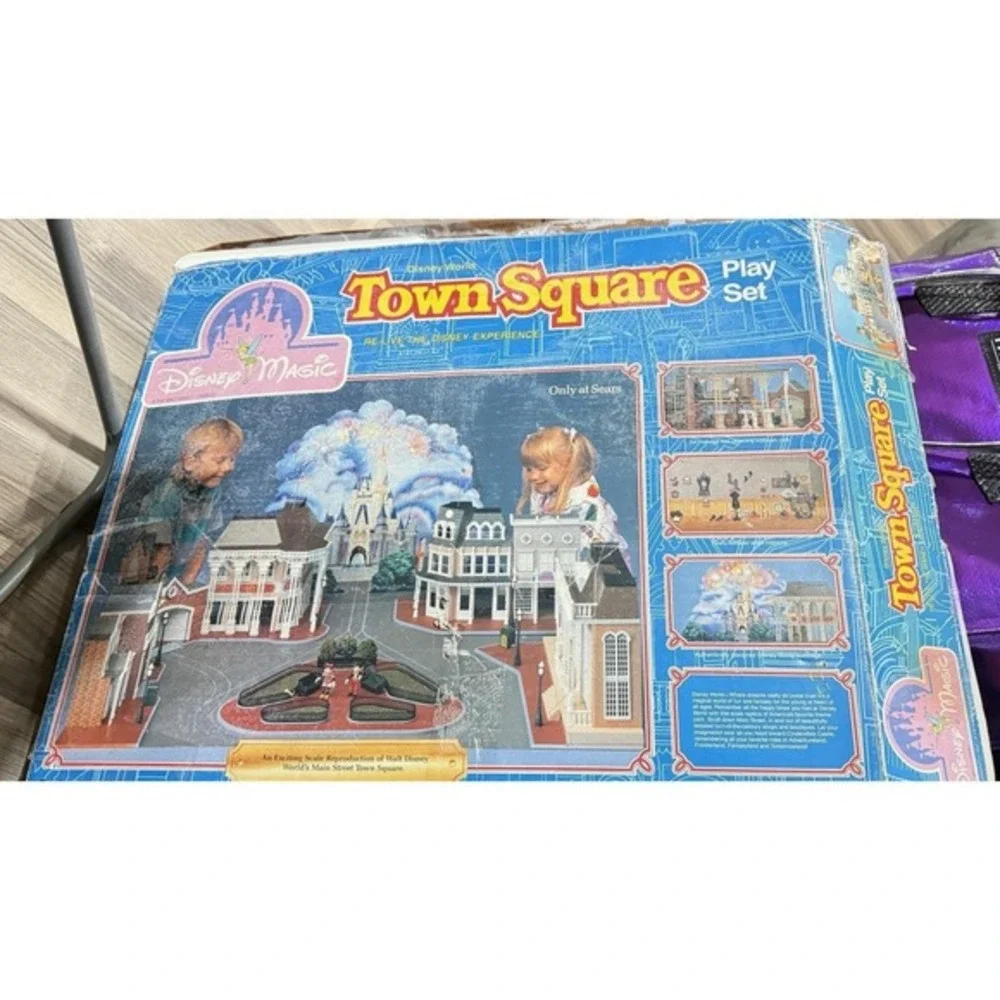 Sears Disney Magic Town Square Play Set and Figure Accessory‎ Set